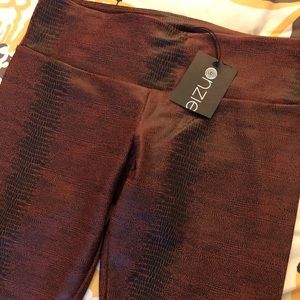 NWT Red & Black Onzie Ankle Tights S/M